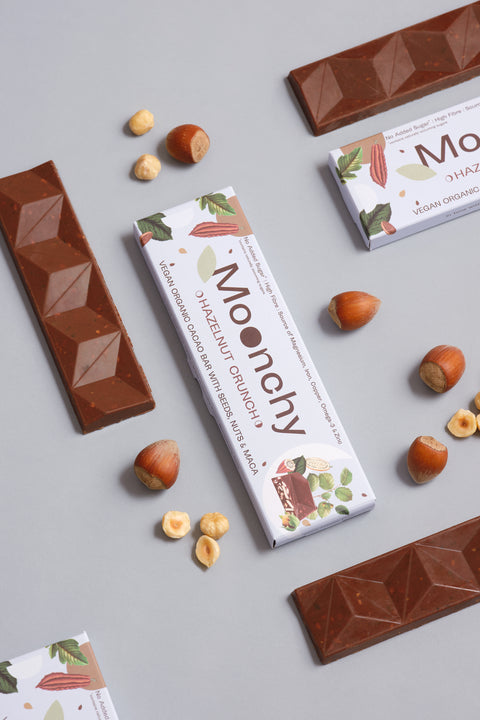 Moonchy Hazelnut Crunch Box (8 Bio Bars) für 1. Zyklushälfte (Tag 1-14)